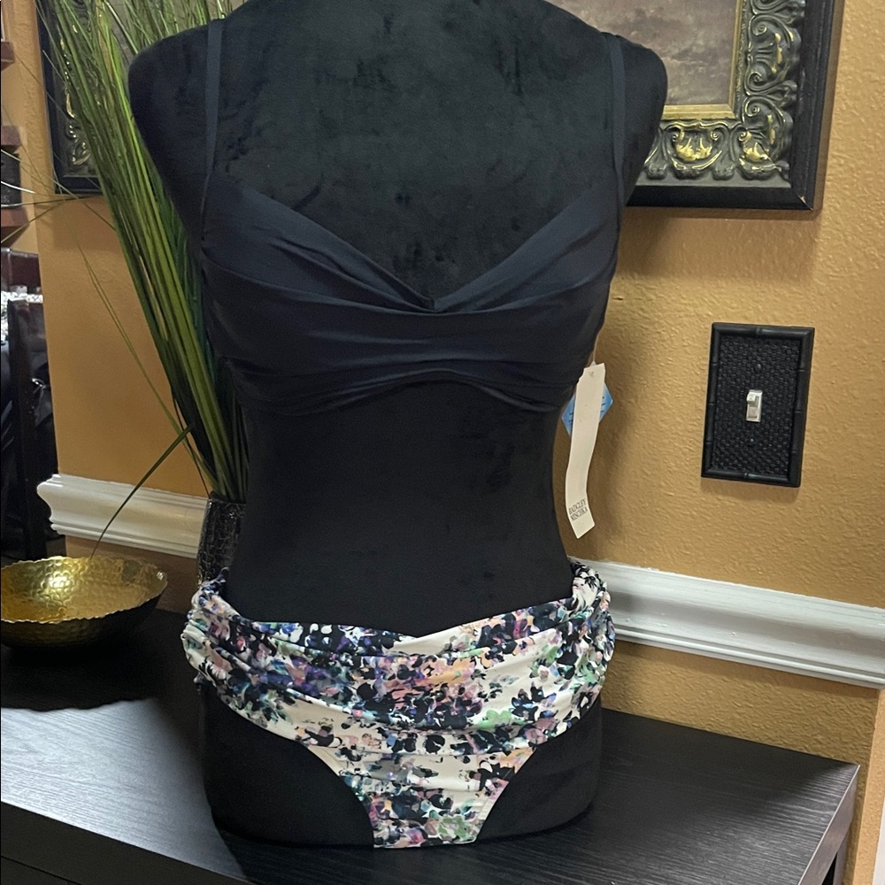 NWT Badgley Mischa Floral Bikini Set